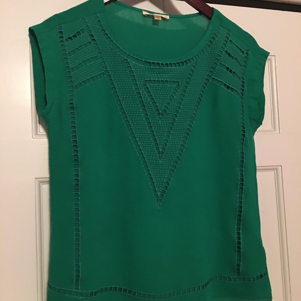 Skies Are Blue Green top, short sleeve